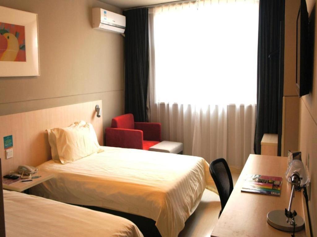 Jinjiang Inn Nanchang Bayi Square Ximazhuang Bagian luar foto