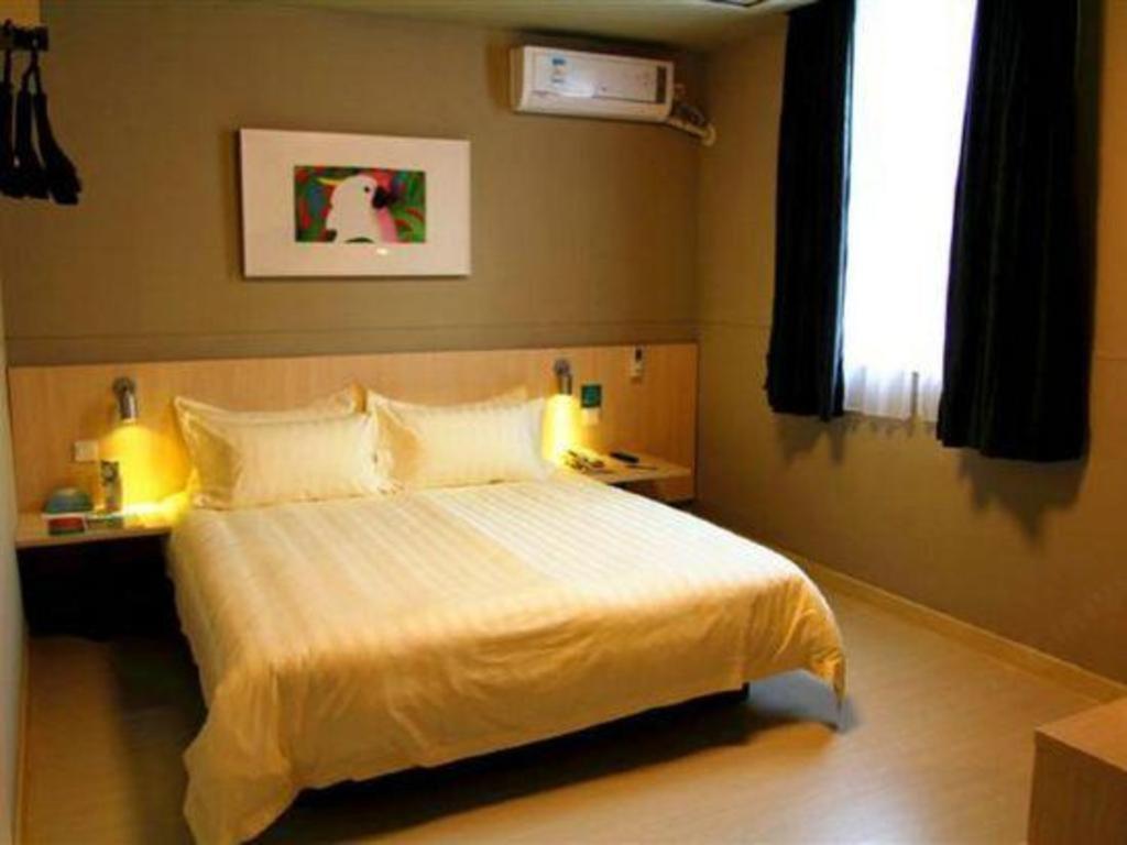 Jinjiang Inn Nanchang Bayi Square Ximazhuang Bagian luar foto