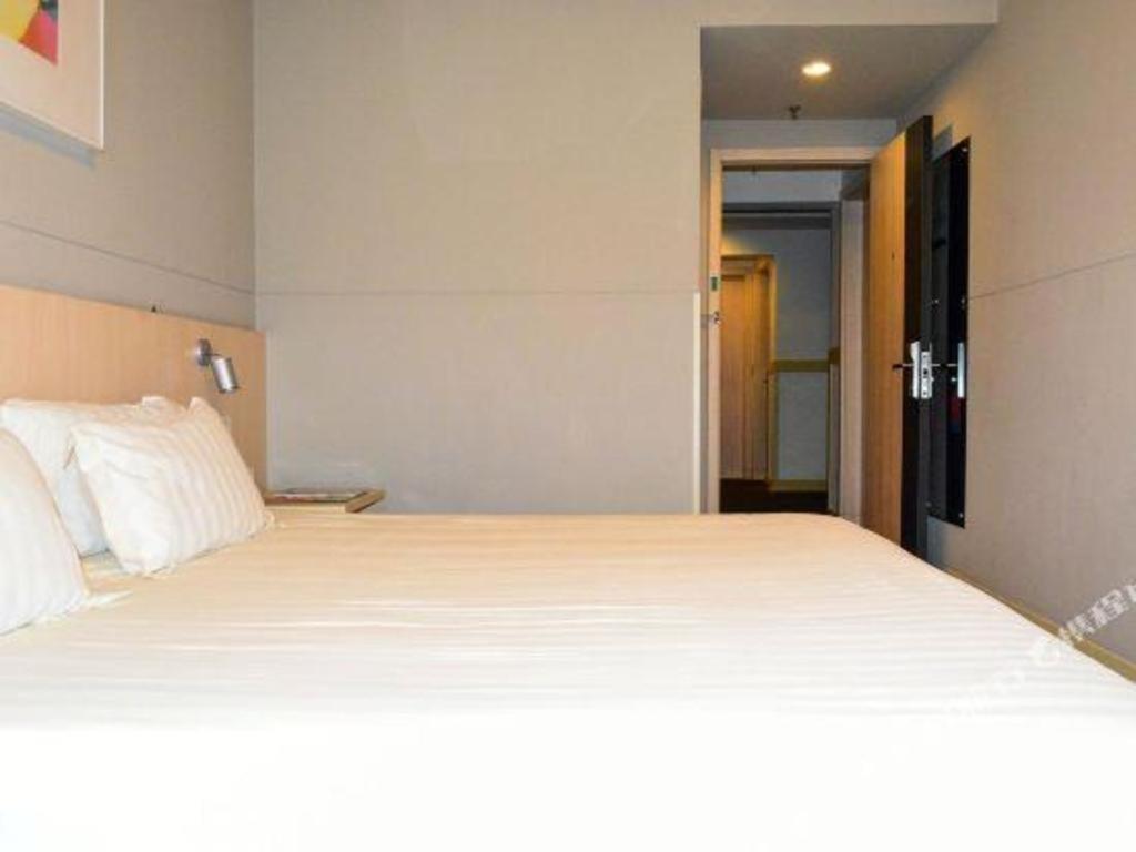 Jinjiang Inn Nanchang Bayi Square Ximazhuang Bagian luar foto